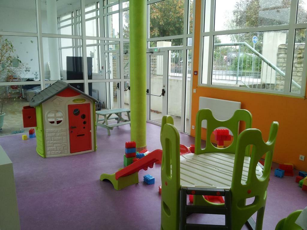 Appartement 91 Palais Des Gouverneurs Saint-Martin-de-Ré Екстериор снимка